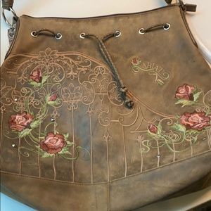 Embroidered leather Ariat purse